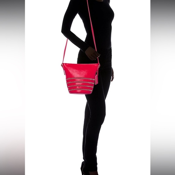 Coach Whiplash Mini Duffle Leather Pink Ruby Shoulder/Crossbody Bag- RARE ✨ - Picture 8 of 14